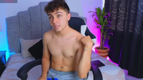 aron__cooper online show from 17, 12, 2024