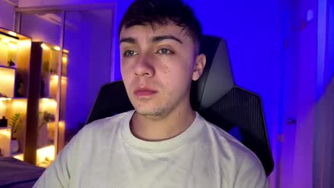 aron__cooper online show from 10, 9, 2025