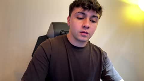 aron__cooper online show from 18, 4, 2026