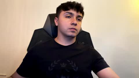 aron__cooper online show from 18, 4, 2026