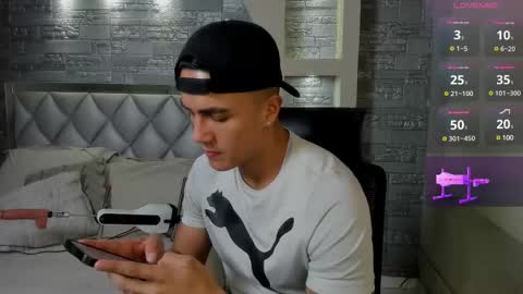 Snapshot of aron_bolt chatting on 6, 3, 2025 ARON BOLT online show from 6, 3, 2025