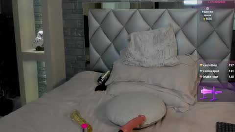 Snapshot of aron_bolt chatting on 6, 3, 2025 ARON BOLT online show from 6, 3, 2025