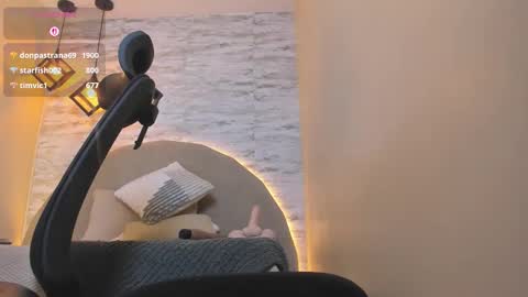 Snapshot of aron_bolt chatting on 14, 12, 2025 ARON BOLT online show from 14, 12, 2025