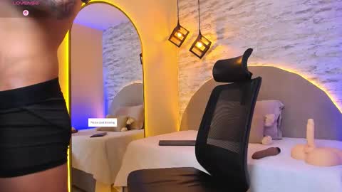 Snapshot of aron_bolt chatting on 11, 1, 2026 ARON BOLT online show from 11, 1, 2026