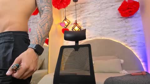 Snapshot of aron_bolt chatting on 21, 2, 2026 ARON BOLT online show from 21, 2, 2026