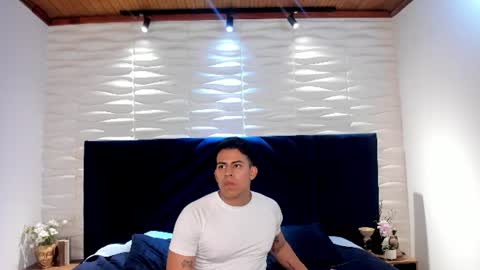 Aron  online show from 15, 7, 2026