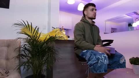 Aron Santoro online show from 12, 3, 2026