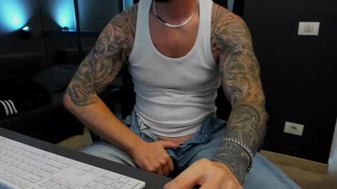 AronGrant online show from 10, 11, 2025