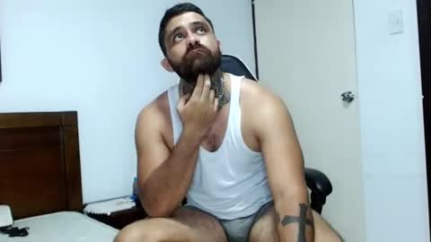 Snapshot of aronmiller404 chatting on 7, 10, 2025 aronmiller online show from 7, 10, 2025