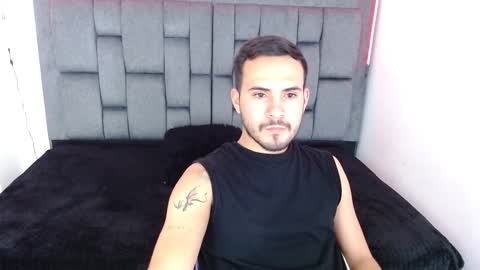 Snapshot of arontrey21_ chatting on 11, 9, 2025 Adrian online show from 11, 9, 2025