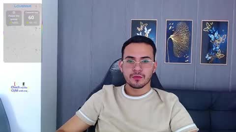 Snapshot of arontrey21_ chatting on 21, 9, 2025 Adrian online show from 21, 9, 2025