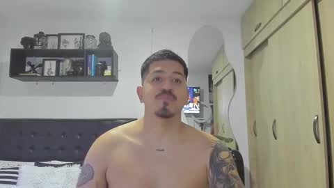 ARON  Independent model  online show from 1, 11, 2025