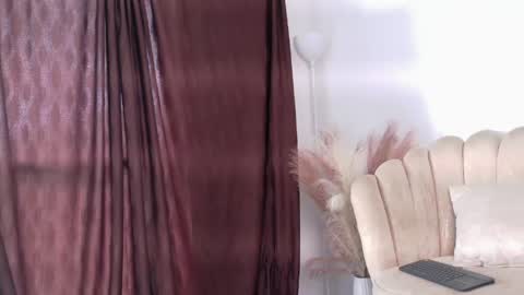   online show from 17, 4, 2026