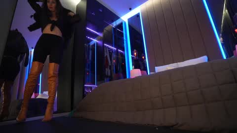 Snapshot of arte_adelle chatting on 14, 12, 2024 Adele online show from 14, 12, 2024