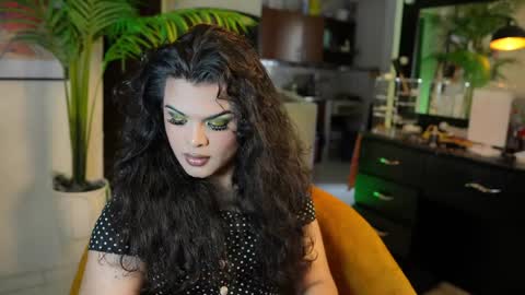 Chloe  online show from 5, 12, 2024