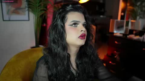 Chloe  online show from 15, 12, 2024