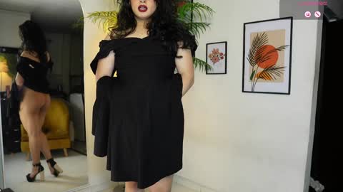 Chloe  online show from 20, 1, 2025