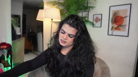 Chloe  online show from 26, 1, 2025