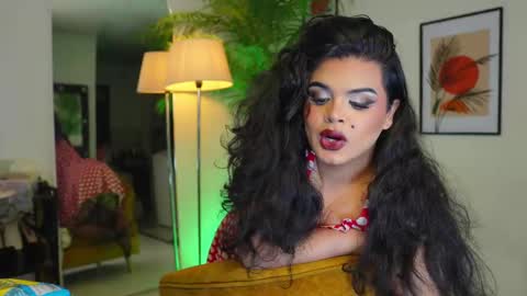 Chloe  online show from 11, 2, 2025