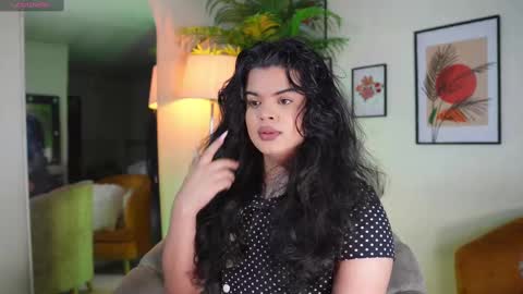 Chloe  online show from 1, 3, 2025