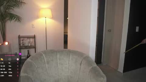 Chloe  online show from 18, 3, 2026