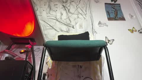 Snapshot of arteemiis chatting on 31, 12, 2024 online show from 31, 12, 2024