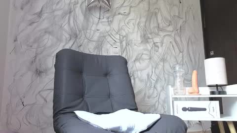 Snapshot of arteemiis chatting on 3, 10, 2025 online show from 3, 10, 2025