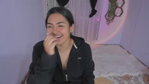 Snapshot of artemis_020 chatting on 12, 1, 2025 FENIX online show from 12, 1, 2025