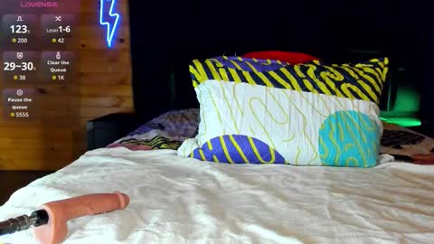 Arthur online show from 26, 10, 2025