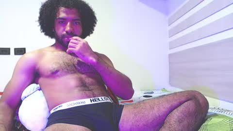 Snapshot of arthur_jamess chatting on 19, 12, 2024 arthur_jamess online show from 19, 12, 2024