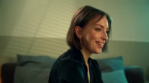 Snapshot of artmosphera chatting on 25, 9, 2025 The ticket show has been postponed to Monday tomorrow. Sorry womens day online show from 25, 9, 2025