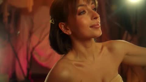 Snapshot of artmosphera chatting on 21, 11, 2025 The ticket show has been postponed to Monday tomorrow. Sorry womens day online show from 21, 11, 2025