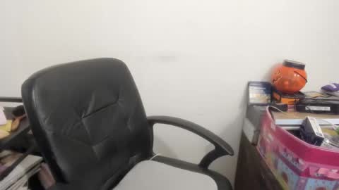 MIA online show from 24, 4, 2026