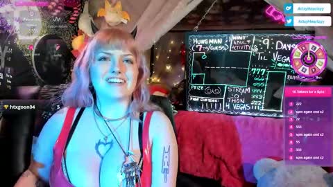 ArtsyHeartsyy online show from 6, 3, 2026