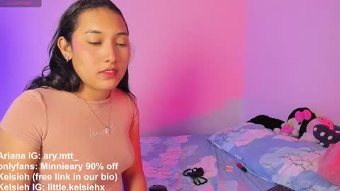 Ariana and Kelsieh online show from 3, 12, 2024