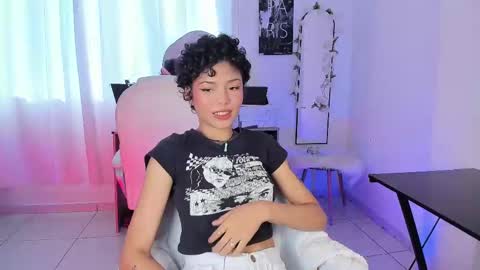 Ariana and Kelsieh online show from 26, 2, 2025