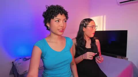 Ariana and Kelsieh online show from 12, 3, 2025