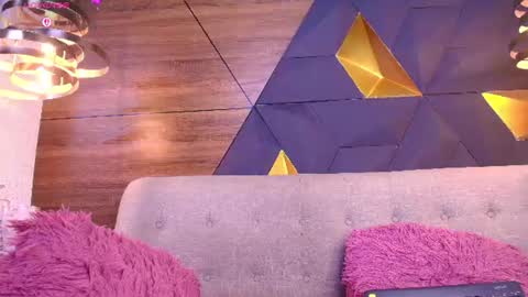 Snapshot of ary_hanna chatting on 6, 7, 2026 sofia online show from 6, 7, 2026