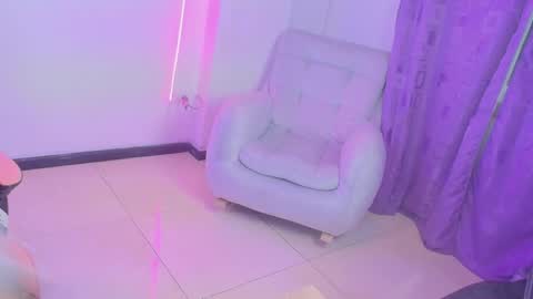 aryahmoonn online show from 8, 5, 2026