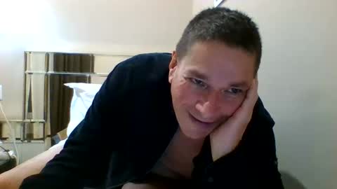 Snapshot of as660660 chatting on 24, 11, 2025 as660660 online show from 24, 11, 2025