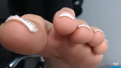 ashley online show from 16, 2, 2025