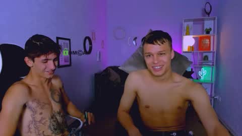 ash_raven_ online show from 4, 10, 2025