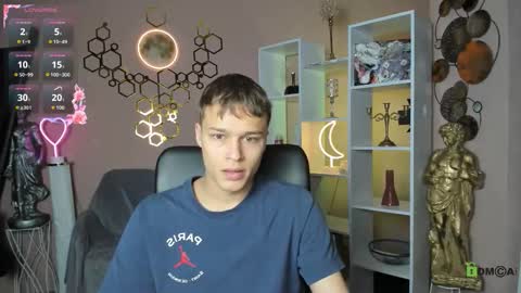 ash_raven_ online show from 17, 10, 2025