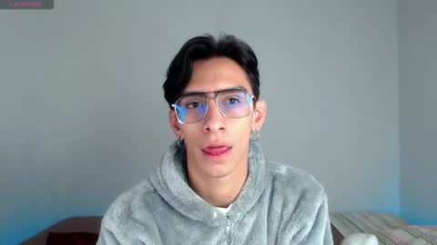 Snapshot of ash_v1 chatting on 8, 1, 2026 Ash online show from 8, 1, 2026