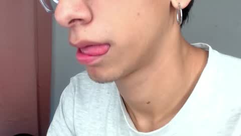 Snapshot of ash_v1 chatting on 10, 1, 2026 Ash online show from 10, 1, 2026