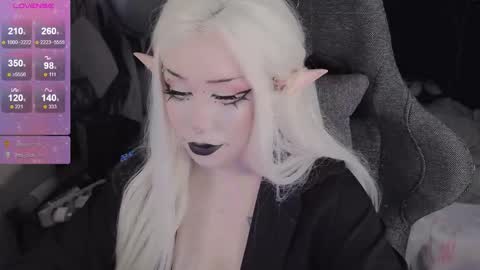 Snapshot of asha_nekooo chatting on 17, 12, 2025 Sasha next stream December 4st at 0000- 0030 am German time online show from 17, 12, 2025