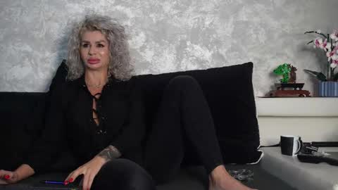 Snapshot of ashadevon_fit chatting on 20, 11, 2025 Asha online show from 20, 11, 2025