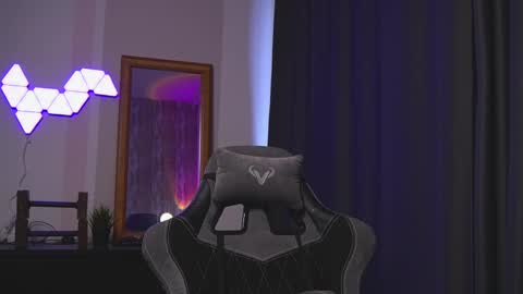 Jerk Machine online show from 14, 2, 2025