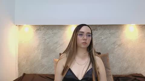 Asley Bennet online show from 23, 11, 2025