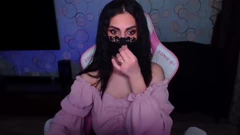   Yasmina   online show from 7, 2, 2026